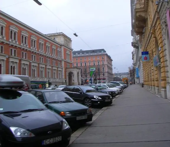 Exclusive In The Centre Of